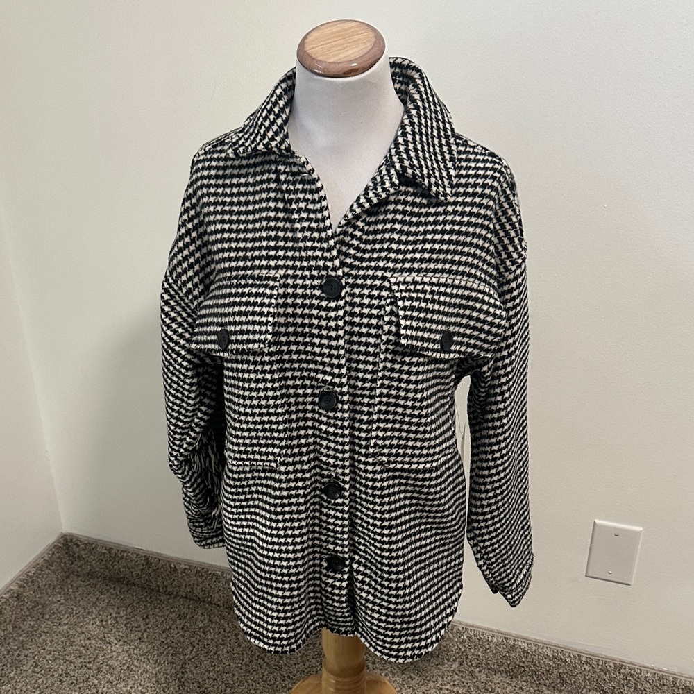 🌴 NWT So Fringe Flannel Jacket
